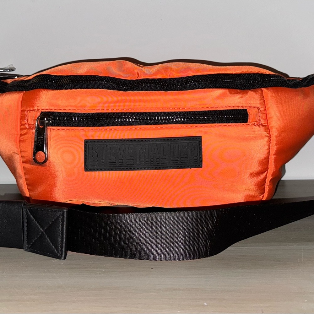 Steve Madden Travel BPlazza Sling NWT